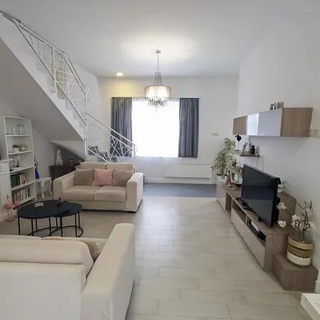 House In Gardos Zemun