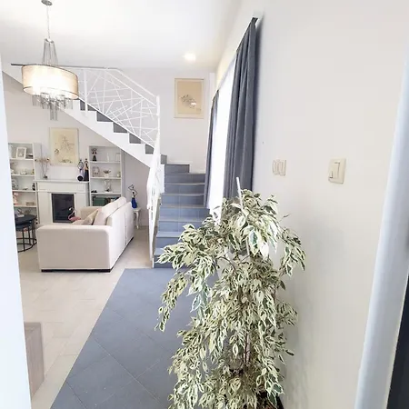 House In Gardos Hébergement de vacances *